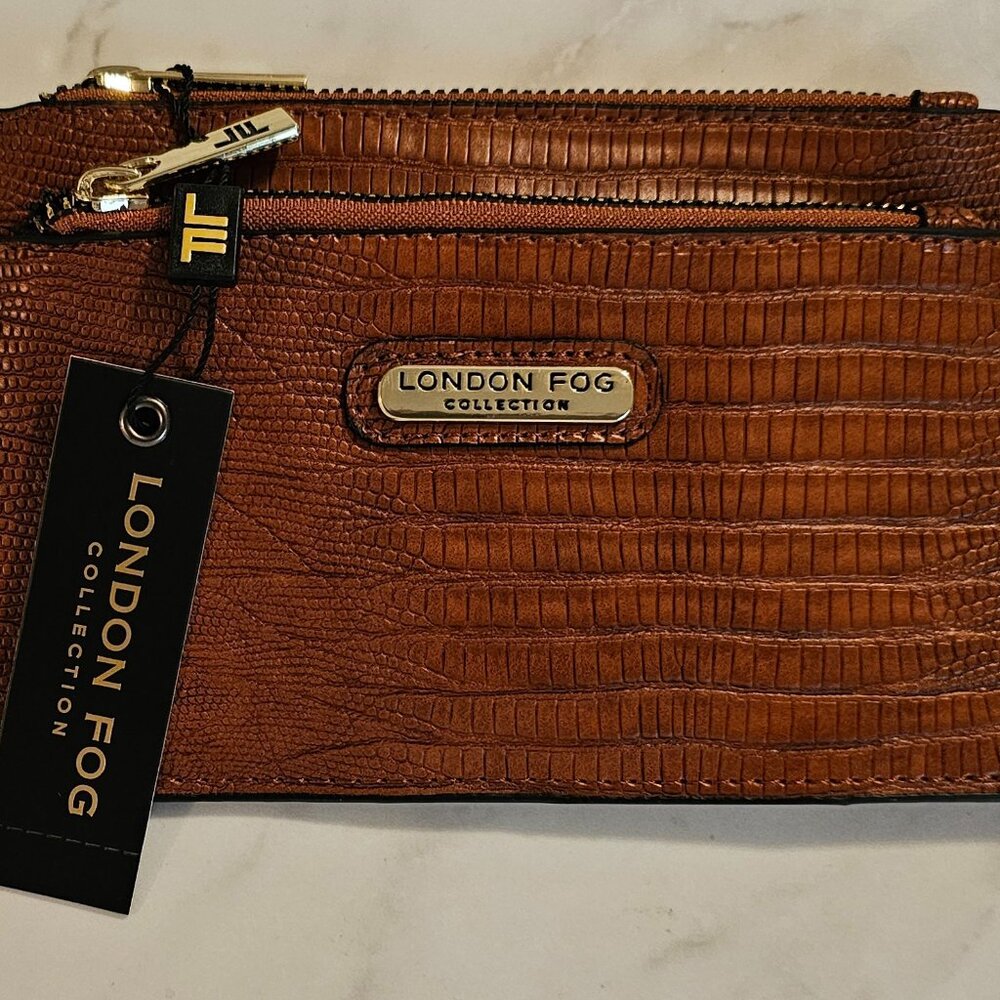 London Fog Danica Wristlet in Brown, NEW with tag